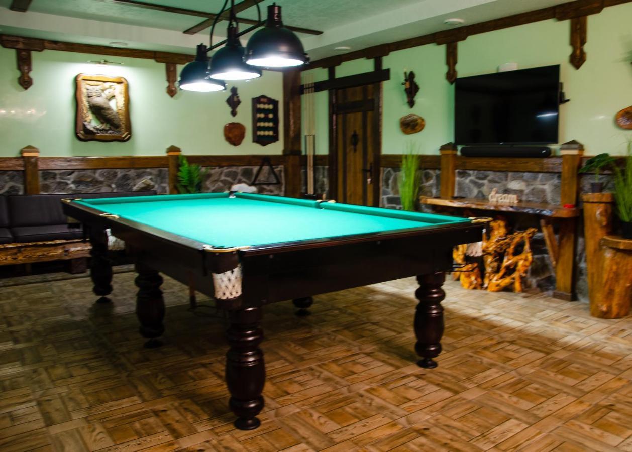 Relax Complex Hotel Boryspil Bagian luar foto