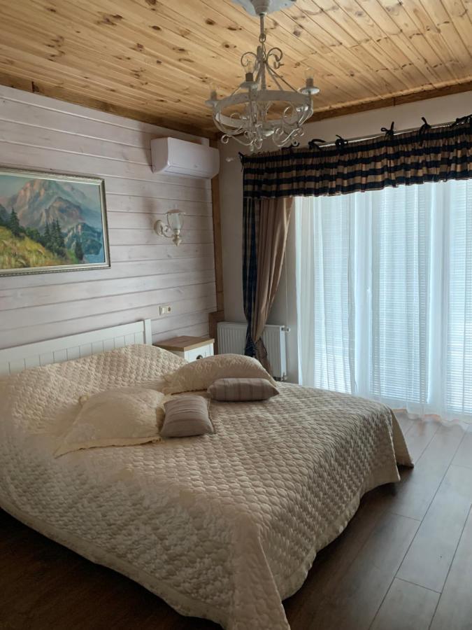 Relax Complex Hotel Boryspil Bagian luar foto