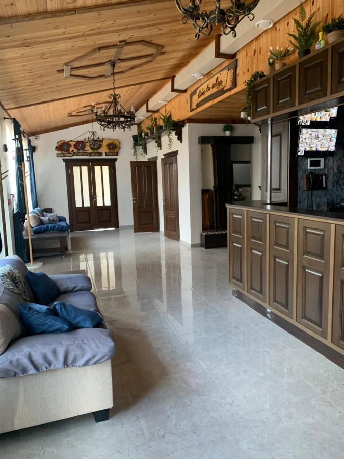 Relax Complex Hotel Boryspil Bagian luar foto