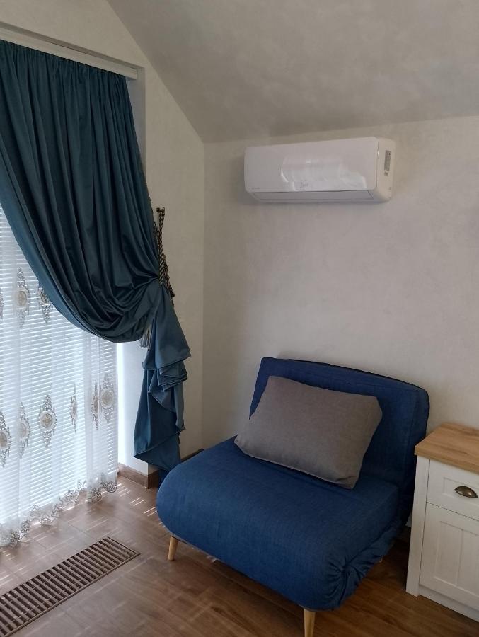 Relax Complex Hotel Boryspil Bagian luar foto
